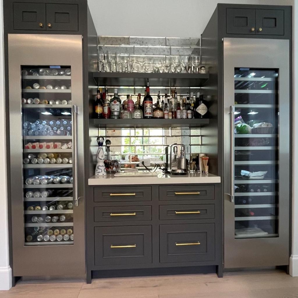 40 Custom Bar Rossmoor